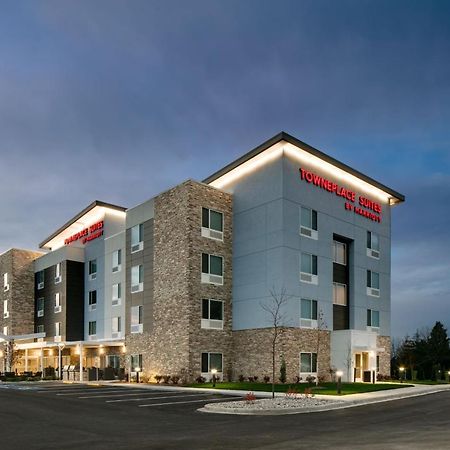 Towneplace Suites By Marriott Oconomowoc Exterior foto